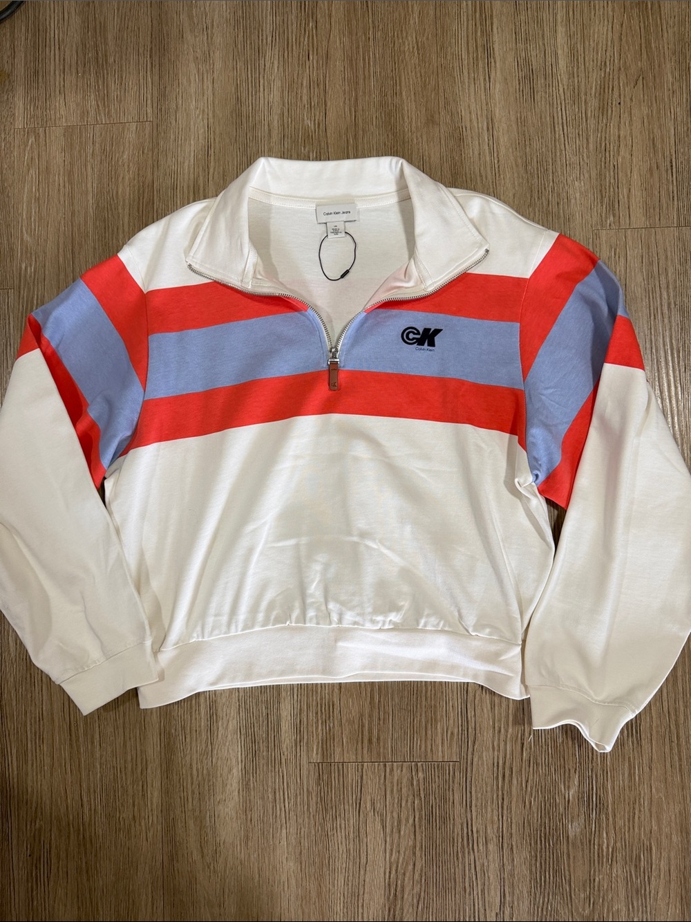 Calvin Klein White Quarter-Zip Pullover with Red & Light Blue Stripes l